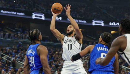 托马斯24+6瓦格纳29分 崔永熙未登场篮网不敌魔术