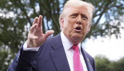 特朗普：泽连斯基不应将莫斯科作为攻击目标