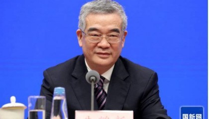 央行：保持人民币汇率基本稳定的目标和决心不会变