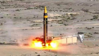 伊朗导弹基地遭重创！哈梅内伊看完报告后为何下令报复以色列？