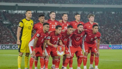 无缘世界杯！印尼两连败出局 球迷要求克鲁伊维特下课