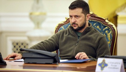 俄乌战争的最新可能：要么停火要么泽连斯基政府灭亡