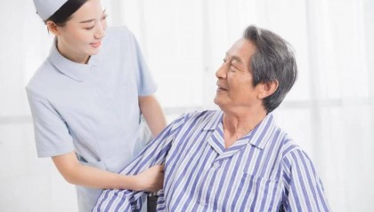 怎么办护工证？考了有用吗？好就业吗？前景好吗？