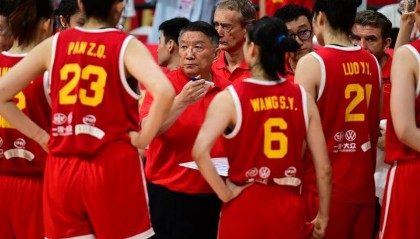 宫鲁鸣：通过集训筛选女篮人才 推动新老交替