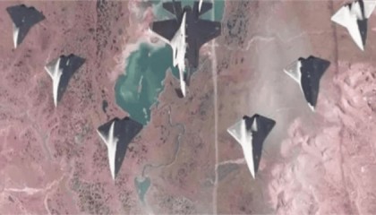 歼20“征战”巴黎！西方代表挤破头参观，看完终于明白一件事