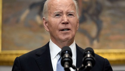 再动台湾一下试试！“大鱼”全部冒头，解放军挨个点名，释放信号强烈