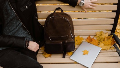 英国留学费用一年大概多少人民币？