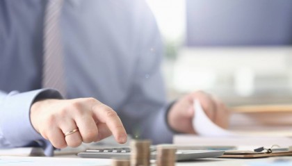 人民币急剧升值，外贸企业会有损失吗？