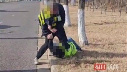 廊坊一驾考安全员将学员按在地上击打，考场：科目三未过引发冲突，已调解