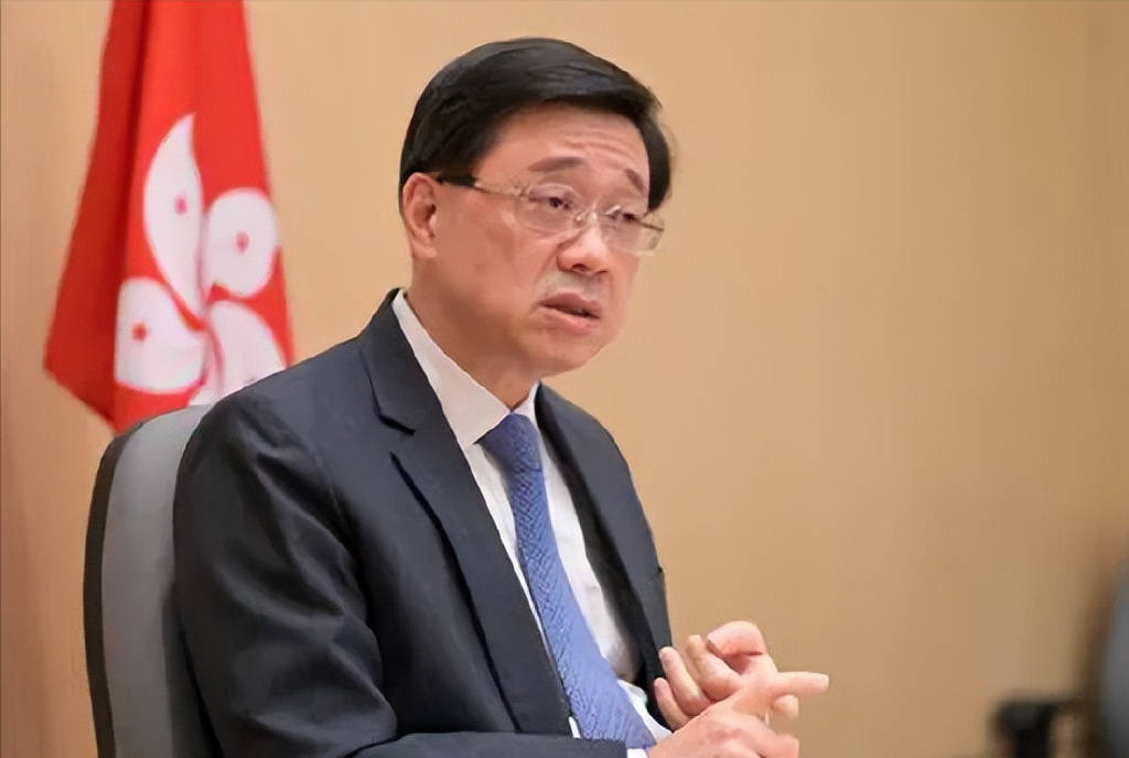 李嘉诚港口事件，李家超、梁振英两任特首也都发声了