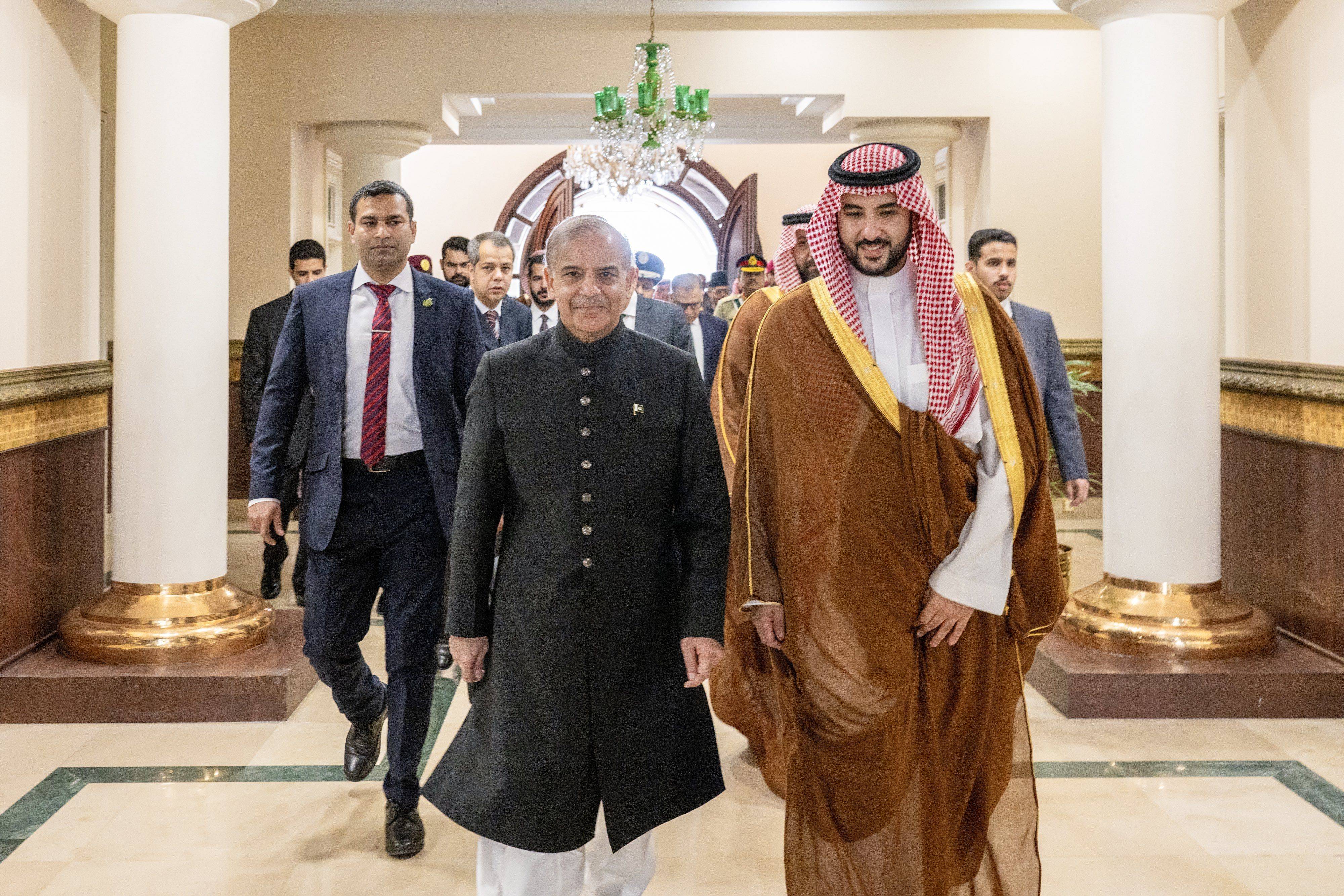 卡塔尔阿联酋加入沙巴防御条约，中东再度迎来新变局