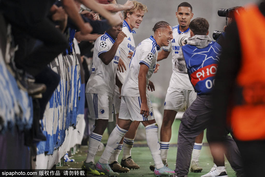 卡马达：我很高兴打入意甲首球并将进球献给弗洛伦齐