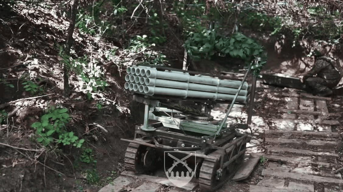 经过一千天激烈战斗，俄军终于发现乌军真正弱点：一夜之间成功切断顿巴斯铁路