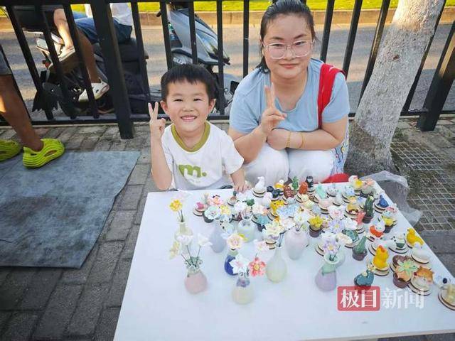 被流量砸中的“鸡排哥”:每天只休息四五个小时,二舅哥家的民宿已爆满