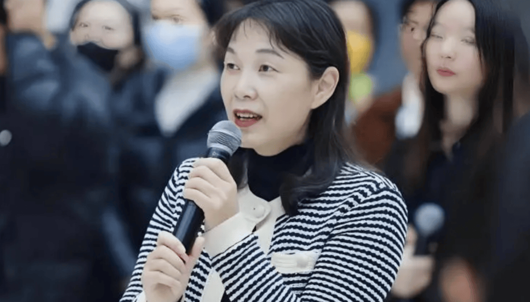 宗馥莉的疯狂380天：700亿娃哈哈容不下女首富