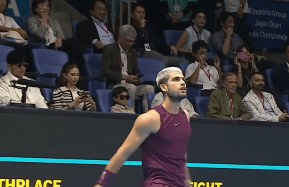 考古|昆凌现身暴瘦变化大！7年剖腹产下3娃，从“打工妹”到“天王嫂”，她的辛苦谁懂