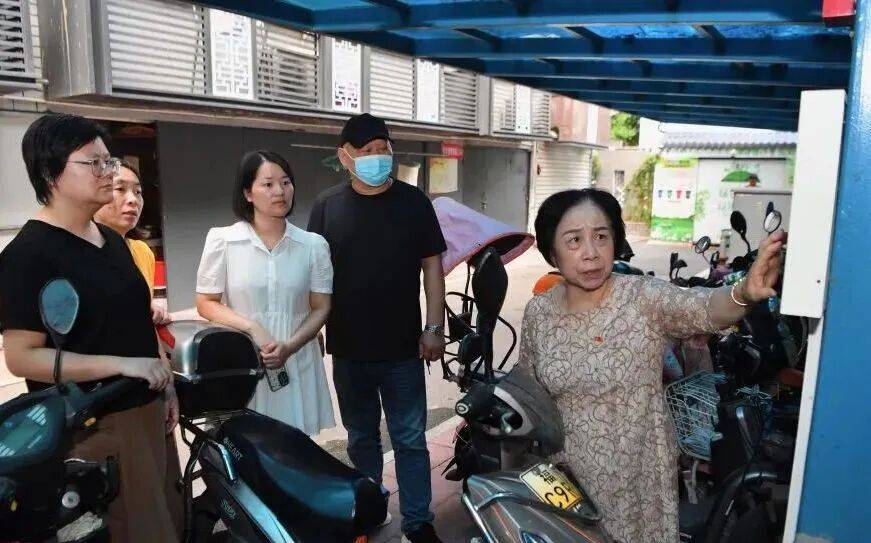 巾帼议政绽芳华 履职担当谱新篇——新时代中国妇女事业发展成就系列综述之三