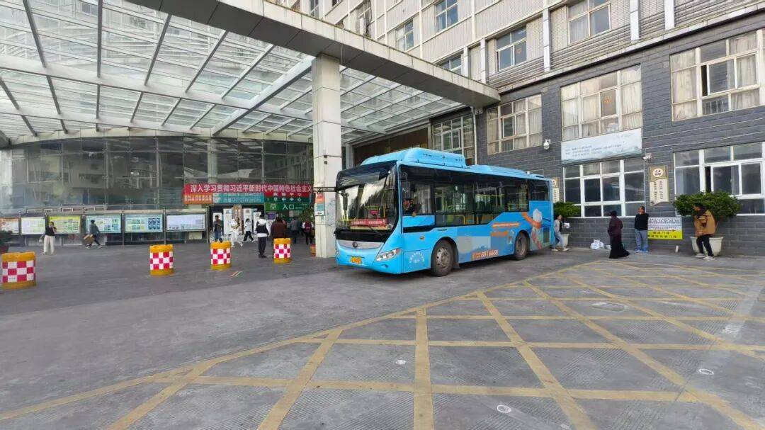 大理州人民医院(云南省滇西中心医院)凤仪院区免费专线公交来了