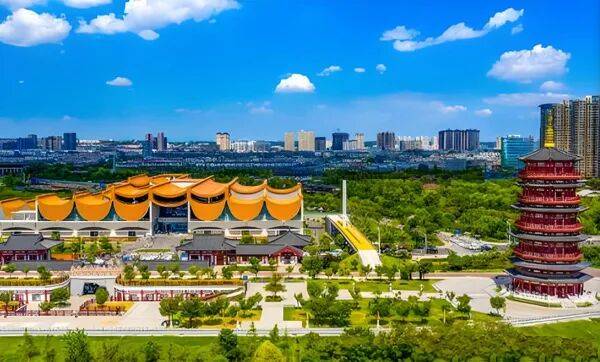 刘宁在洛阳市领导干部会议上强调：牢记殷殷嘱托 勇于担当作为 奋力建强中原城市群副中心城市