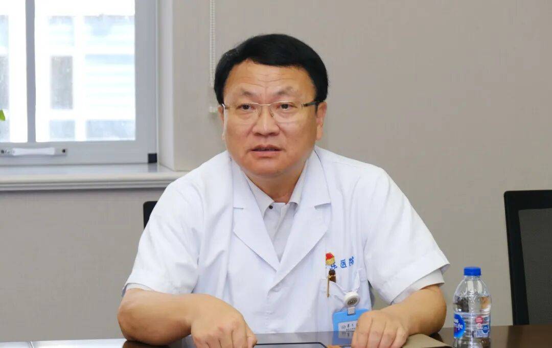 叶显银同志启程援摩