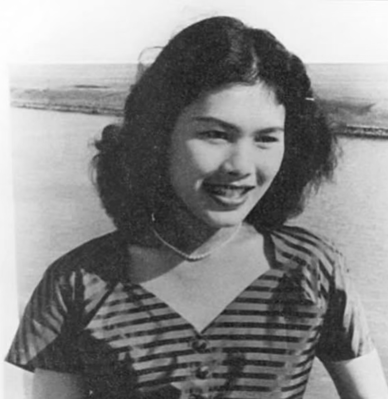 泰国王太后诗丽吉去世，留下19顶奢华王冠和她的传奇一生