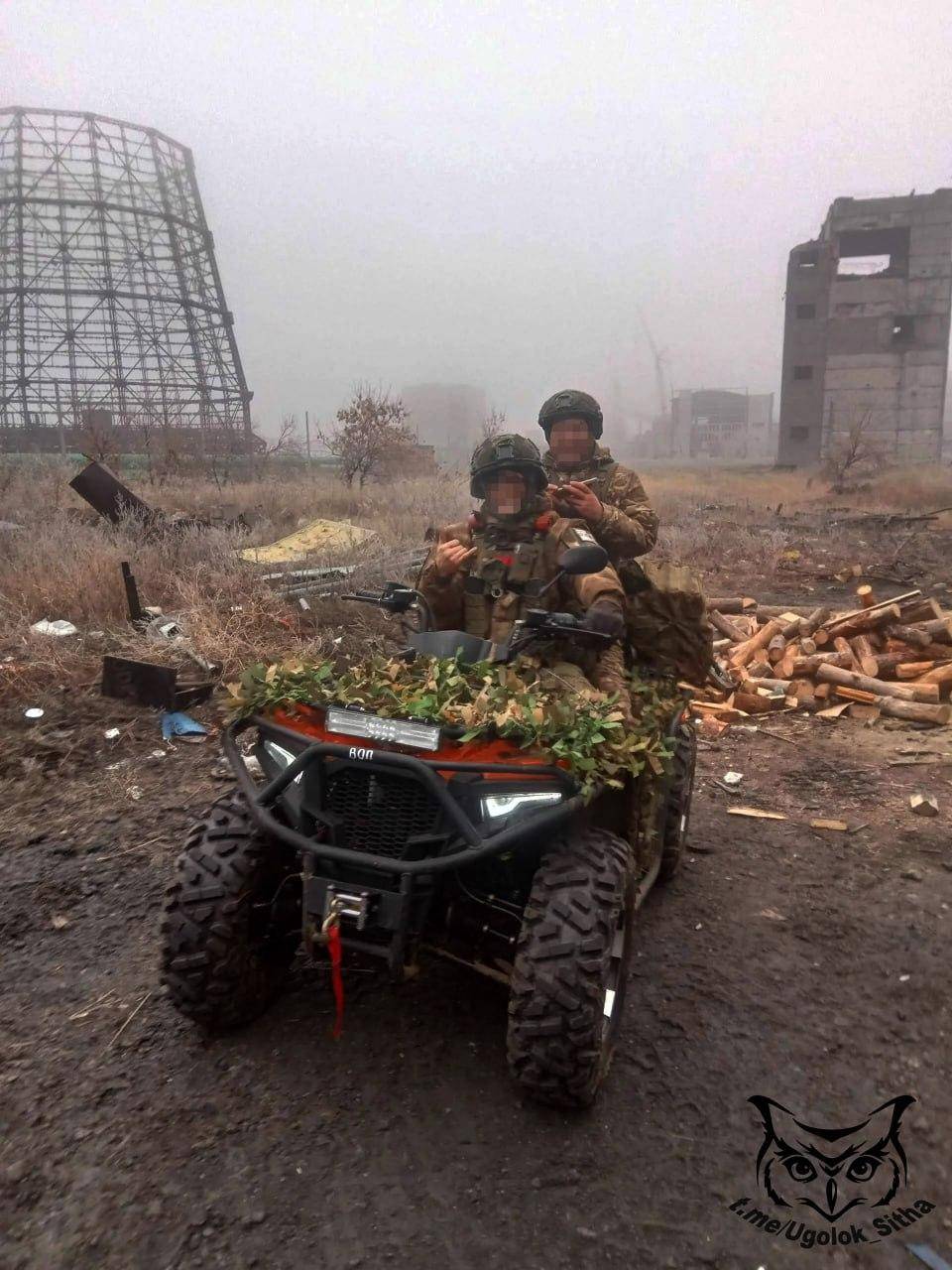 血拼一夜！俄军敢死队冲入赫尔松，远火大开杀戒，乌军机器人参战