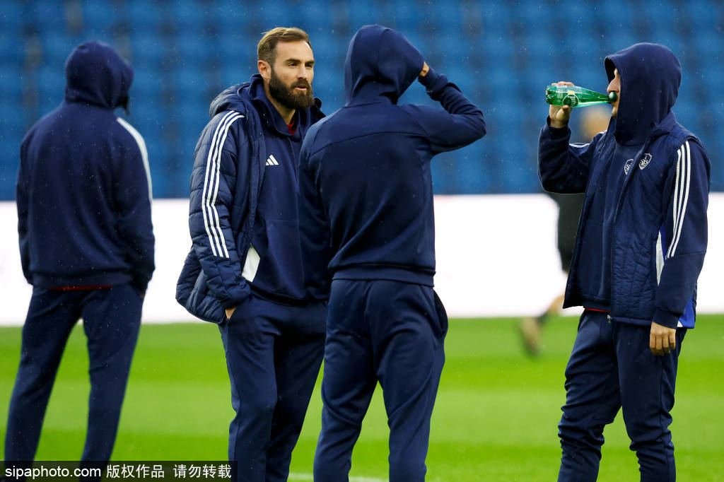 中超冠军长春亚泰降级！青岛海牛与梅州客家争夺最后保级名额