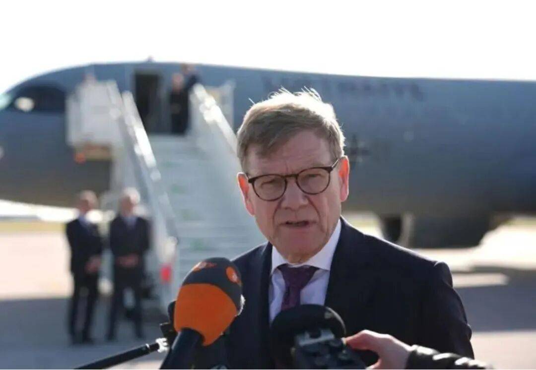 连续有两位国王访华，其中一位是建交以来首访，证明了什么？