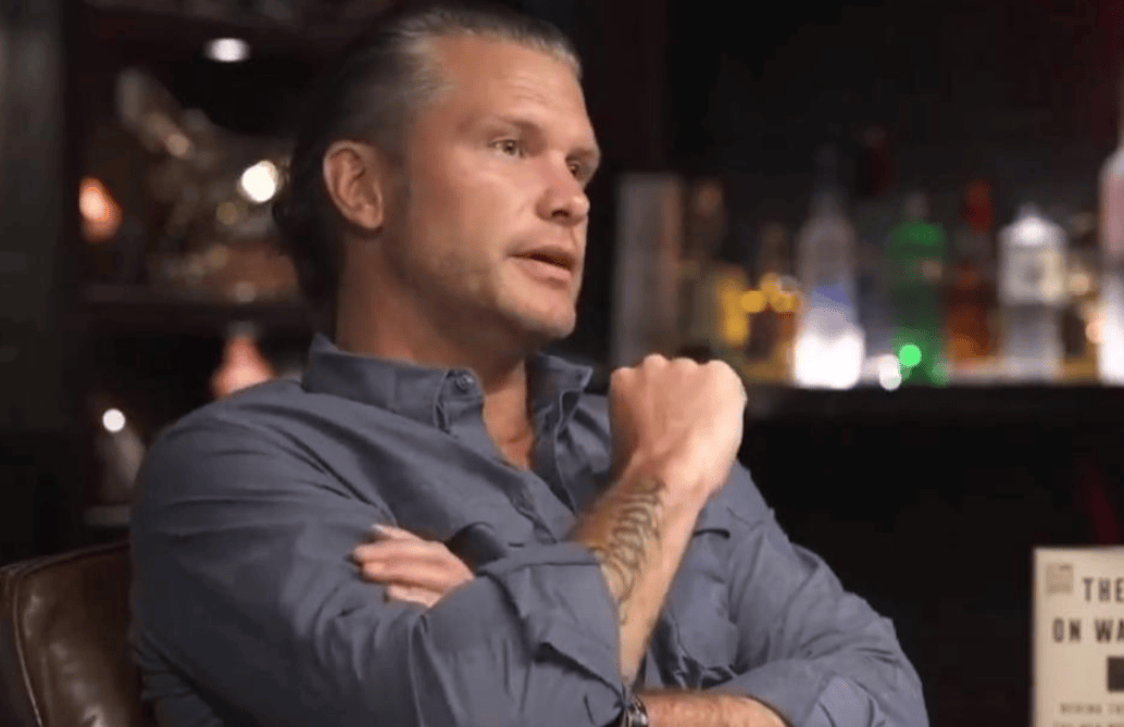 福建舰刚入列，美防长突然宣布：形势如二爆发战前！11国已经收到中方通知