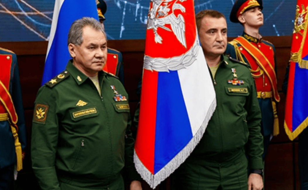 普京加速给接班人铺路，“爱将”久明能通过军权考验，成功接过俄罗斯权力的接力棒吗？