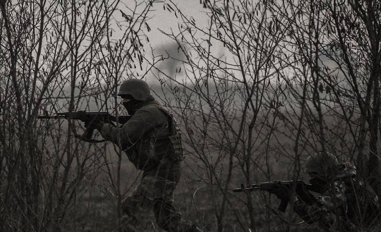 俄军夺取85%红军城，泽连斯基大势已去，俄媒：又开始寻找替罪羊