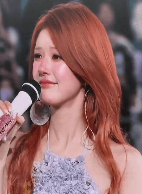 赵露思27岁生日音乐会好炸,6套造型高定配高珠杀翻全场